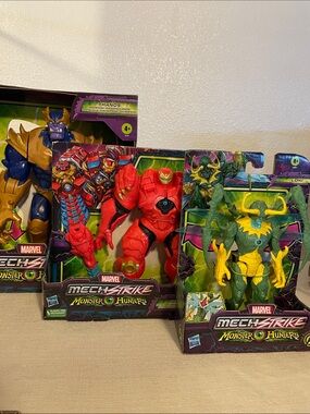 Hasbro Marvel Mech Strike Monster Hunters Red Hulkbuster & Green Monster Pack